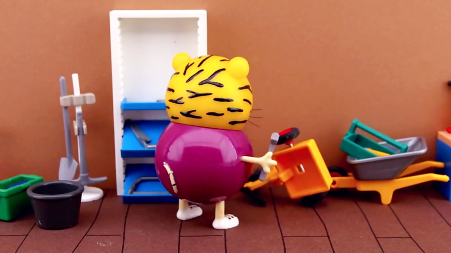 کارتون عروسکی خانواده ببری Tiger Family - اپیزود 43